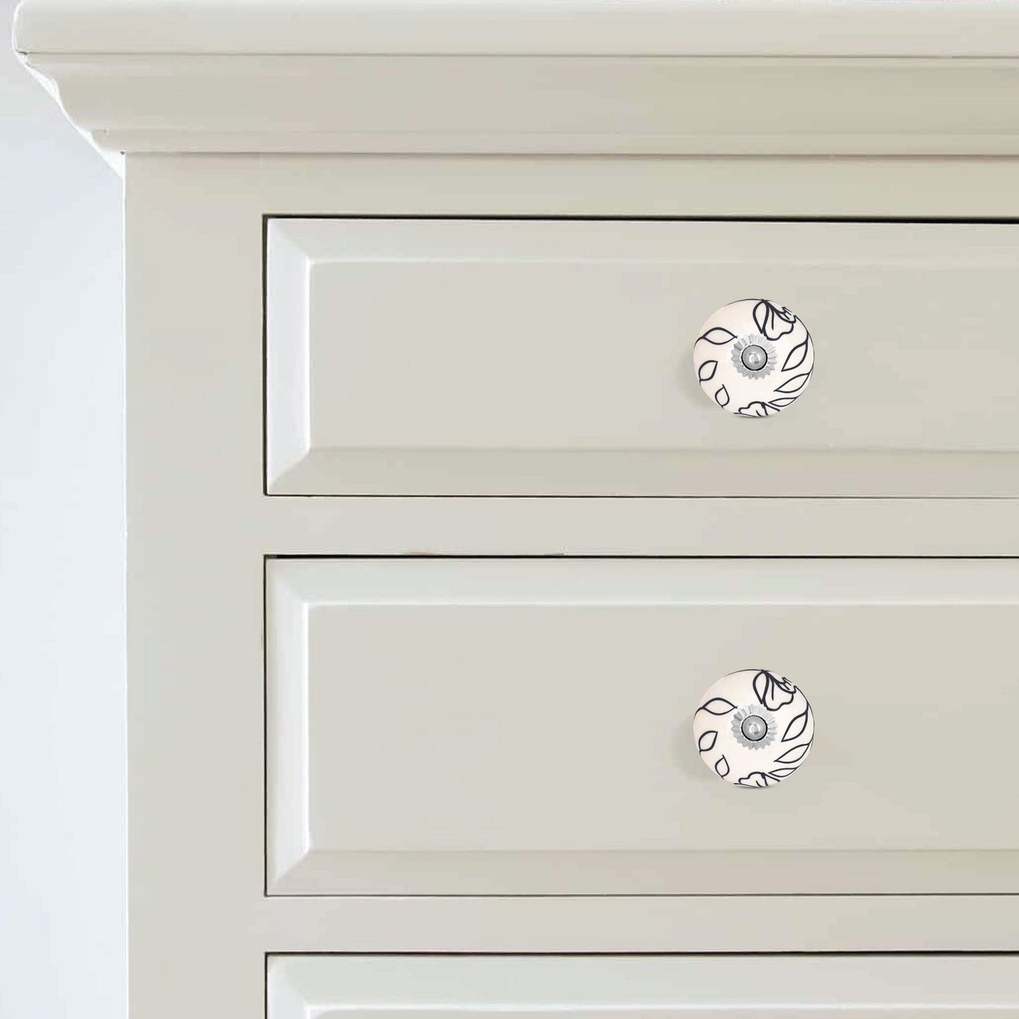 Black Petal Knobs