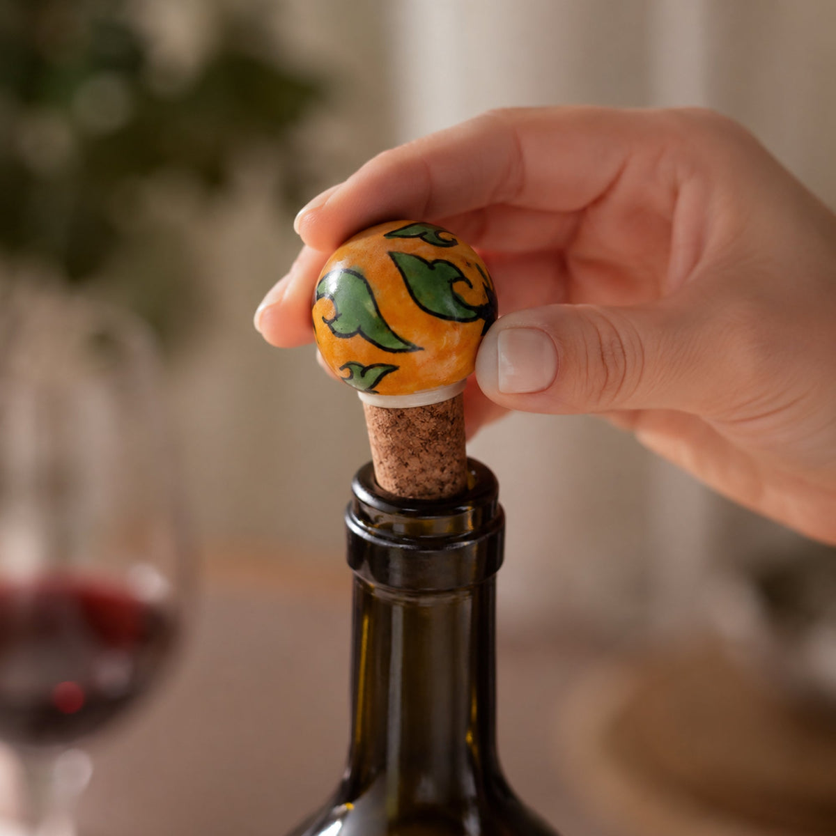 Ceramic Wine Bottle Stopper with Cork – Handcrafted Hand-Painted Round Floral Wine Stopper, Airtight Bottle Sealer for Wine & Bar | Decorative Wine Saver, Ideal Gift for Wine Lovers, Made in India