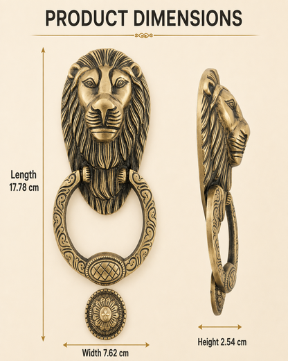 Product dimensions diagram for a lion head door knocker in an antique bronze finish, showing front and side views with measurements labeled in centimeters on a beige background.